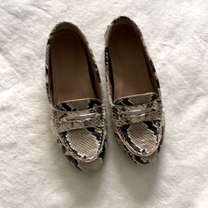 Vionic loafers